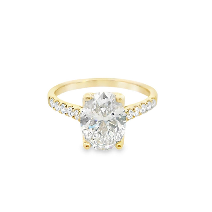 14k-yellow-gold-2ctw-oval-IGI-Certified-Lab-Diamond-Side-Diamonds-engagement-ring_-Fame-Diamonds