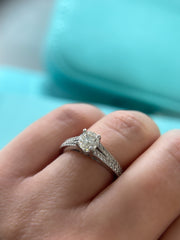 canadian-diamond-round-solitaire-split-shank-accent-diamond-engagement-ring-fame-diamonds